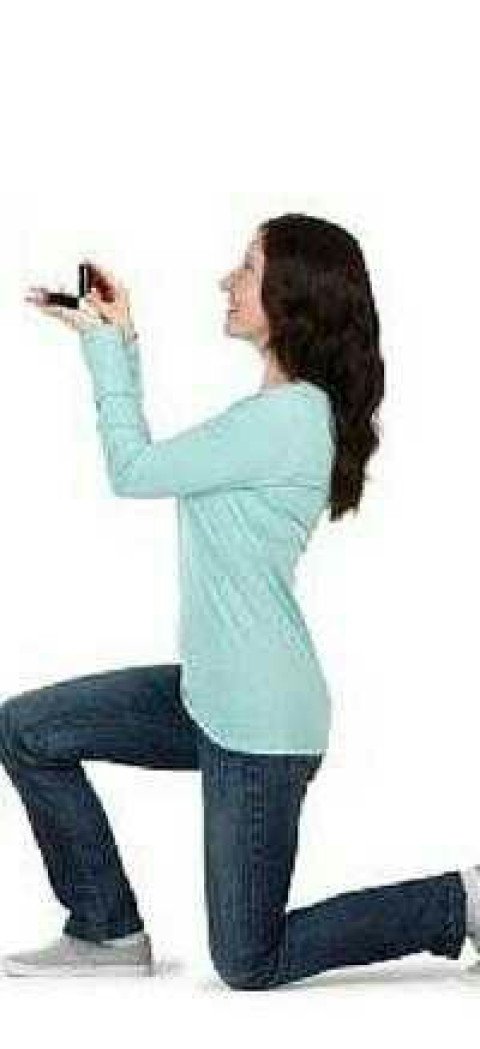 Girl purpose with ring in pant shirt free png